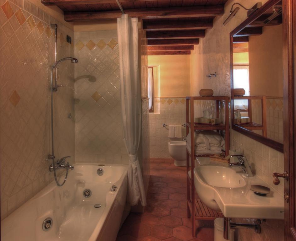 Hostal Il Nido Di Gabbiano Scarperia Habitación foto