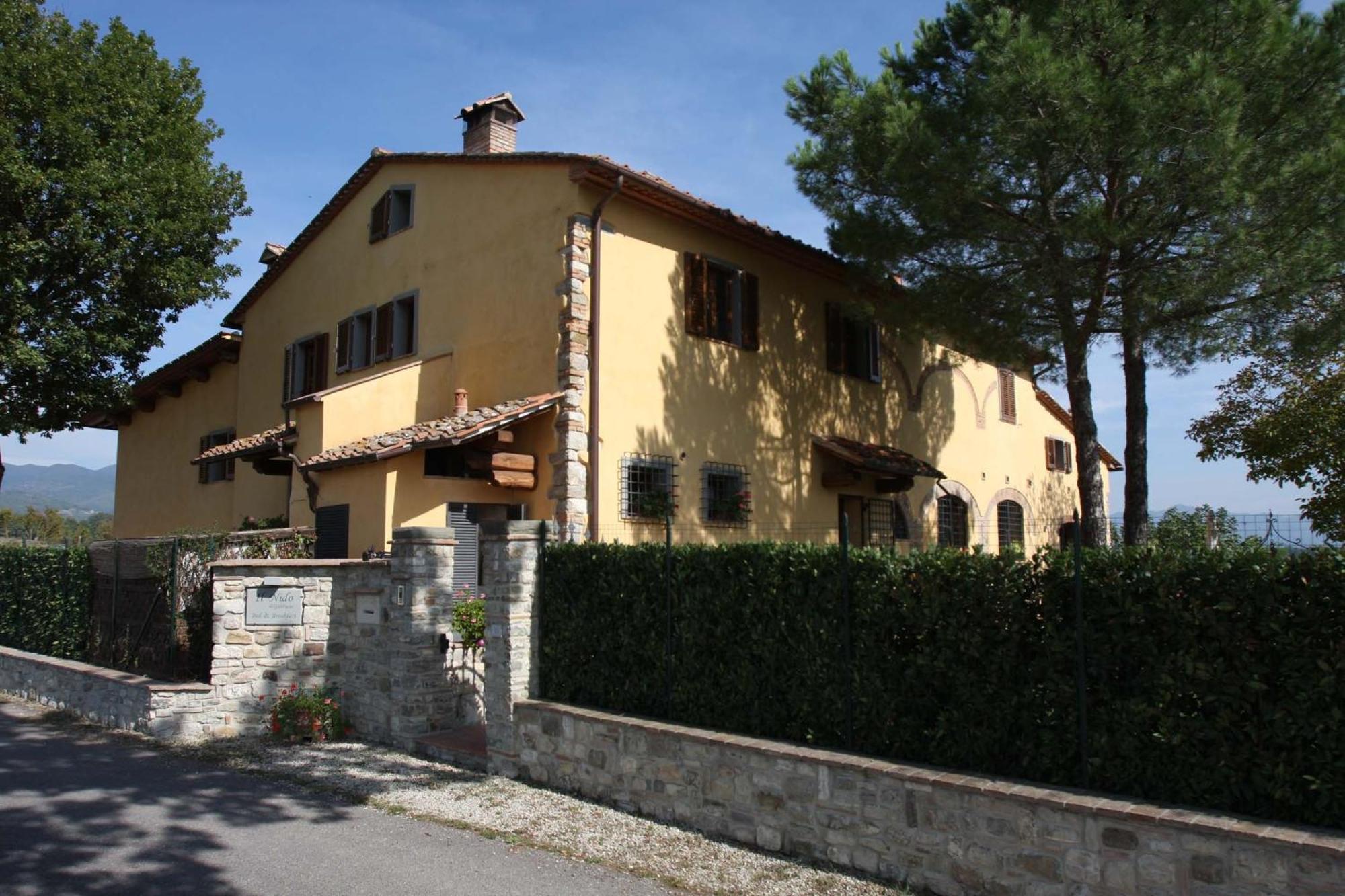 Hostal Il Nido Di Gabbiano Scarperia Exterior foto