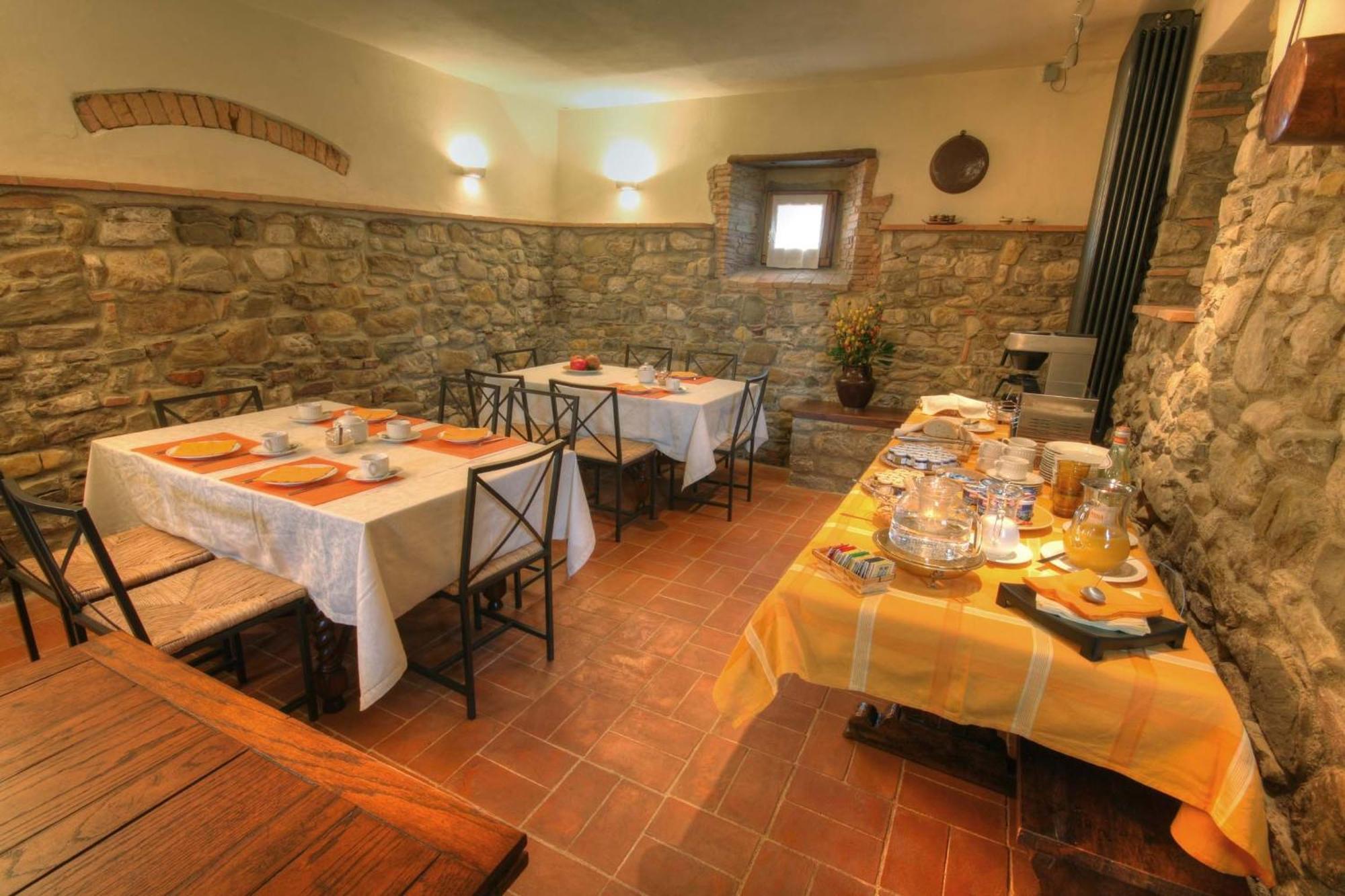 Hostal Il Nido Di Gabbiano Scarperia Exterior foto