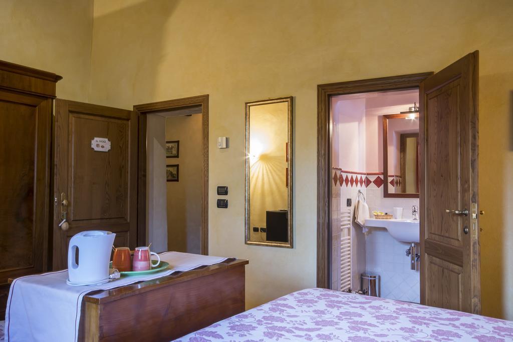 Hostal Il Nido Di Gabbiano Scarperia Exterior foto