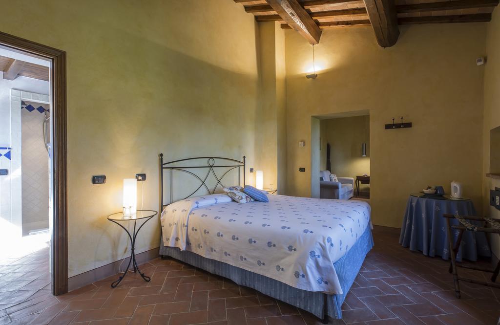 Hostal Il Nido Di Gabbiano Scarperia Exterior foto