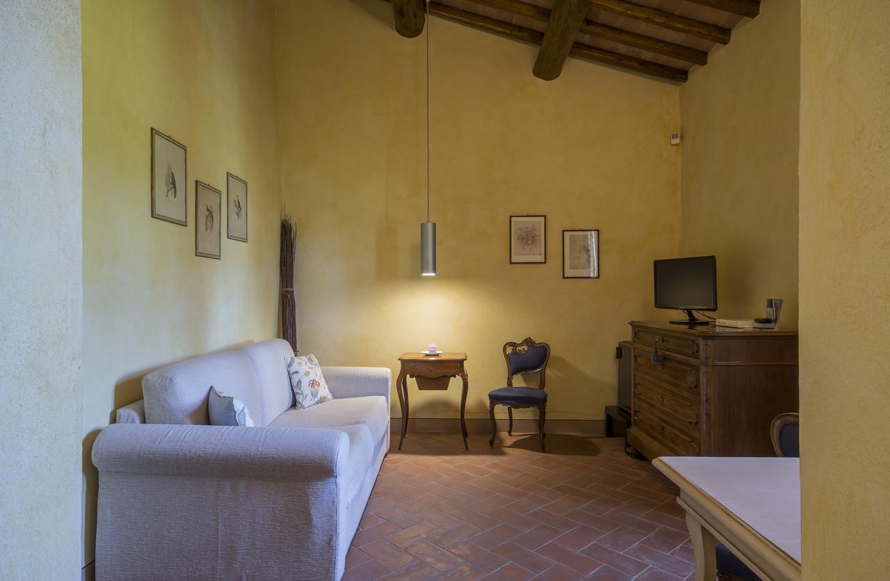 Hostal Il Nido Di Gabbiano Scarperia Exterior foto