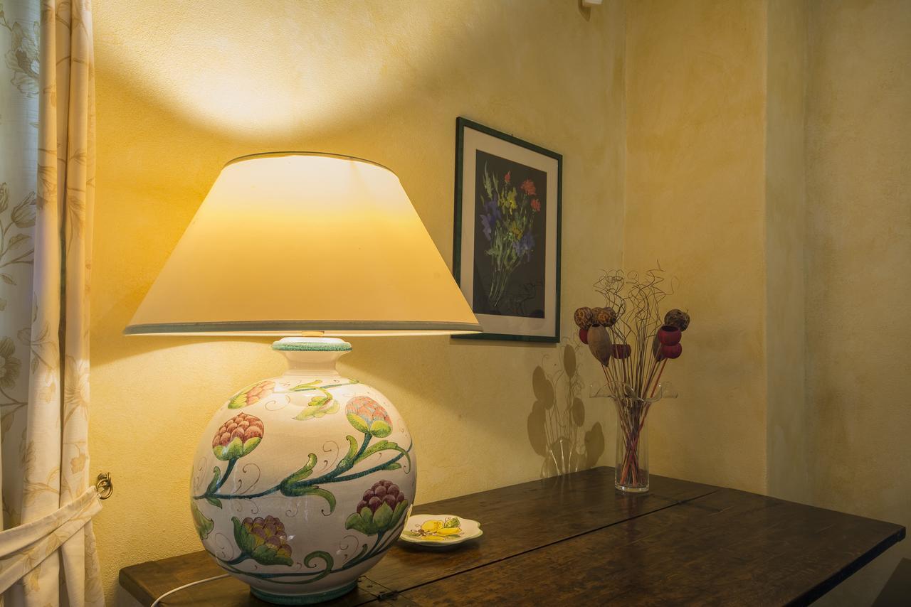 Hostal Il Nido Di Gabbiano Scarperia Exterior foto